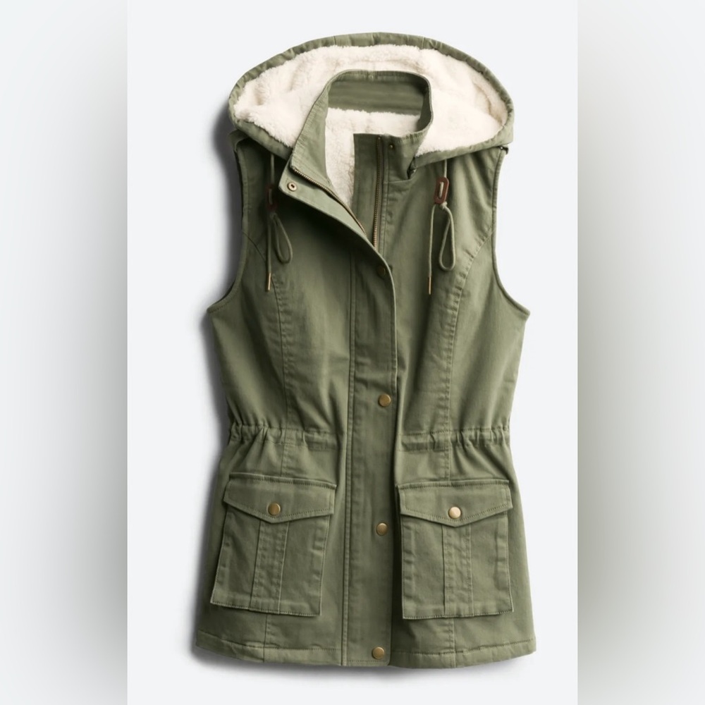 Market and Spruce Olive Green Hooded fur lined Women's Vest size large